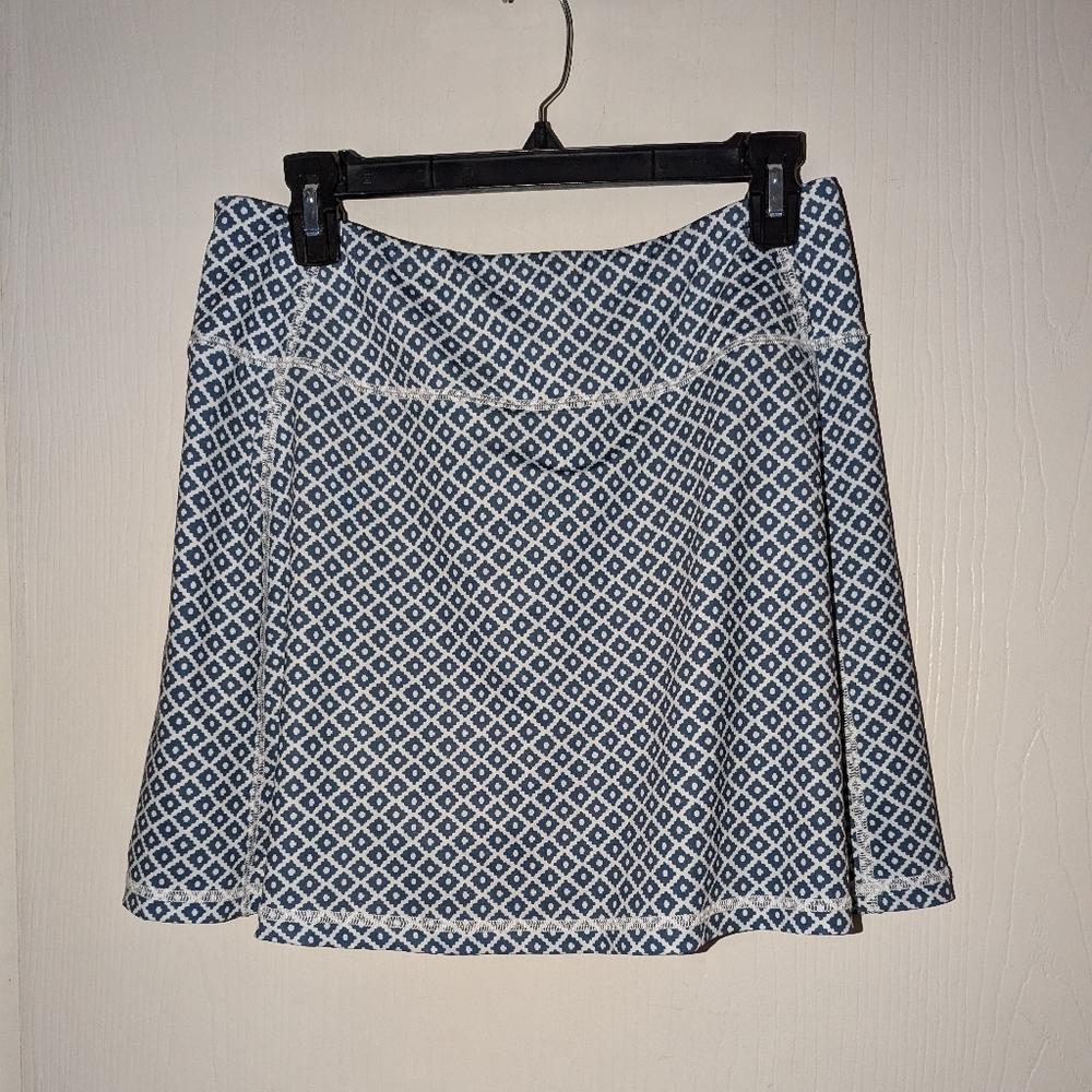 Vineyard Vines Performance Skort - size Medium
